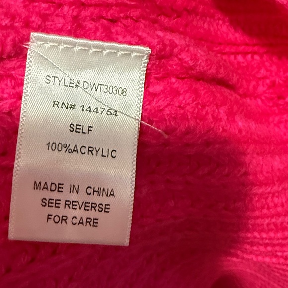 DAVI & DANI Vibrant hot pink Turtleneck cable knit chunky sweater women’s medium - Picture 8 of 8